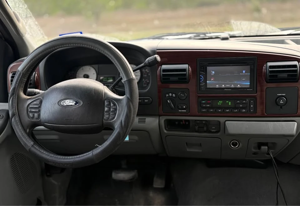 2005 Ford Super Duty 1st Gen - Image 10 of 14