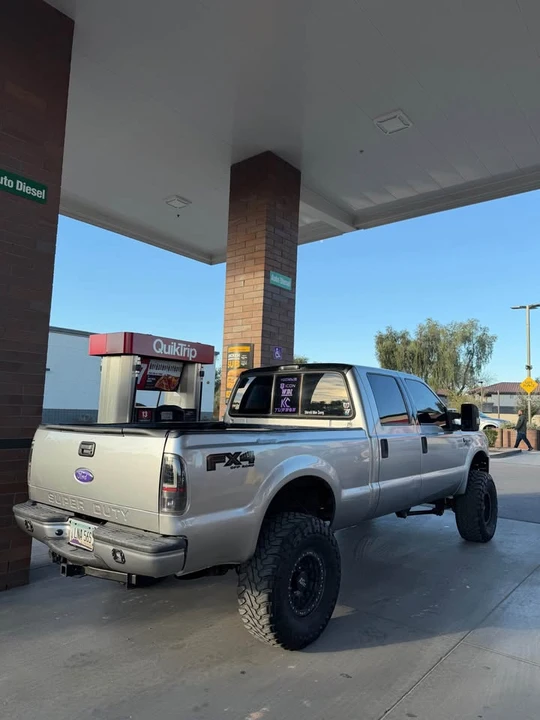 2005 Ford Super Duty 1st Gen - Image 2 of 18