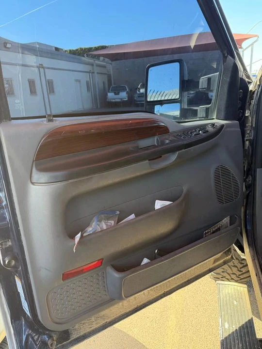 2005 Ford Super Duty 1st Gen - Image 13 of 18