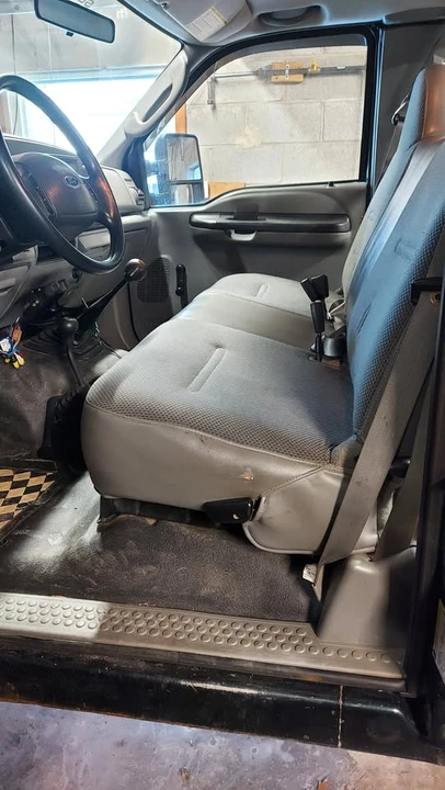 2005 Ford Super Duty 1st Gen - Image 9 of 14