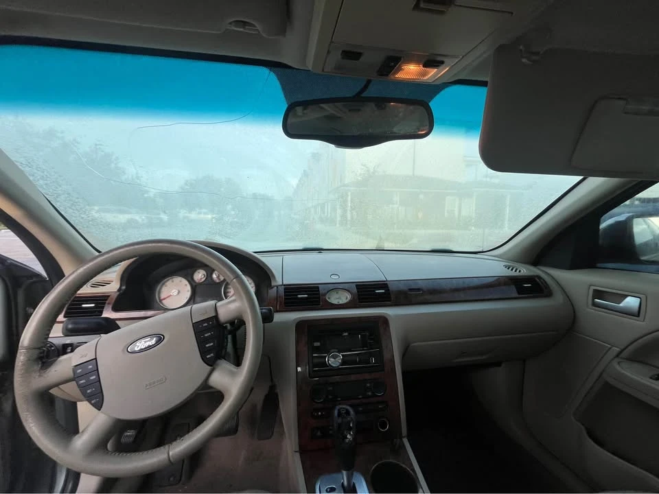 2005 Ford Five Hundred - Image 2 of 8