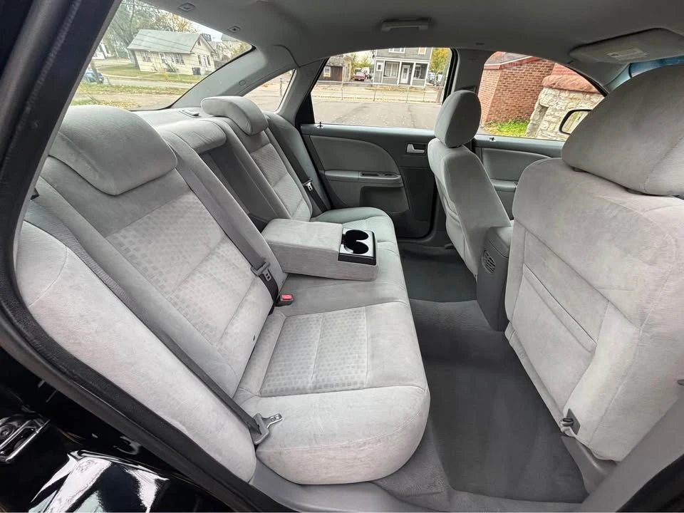 2005 Ford Five Hundred - Image 11 of 12