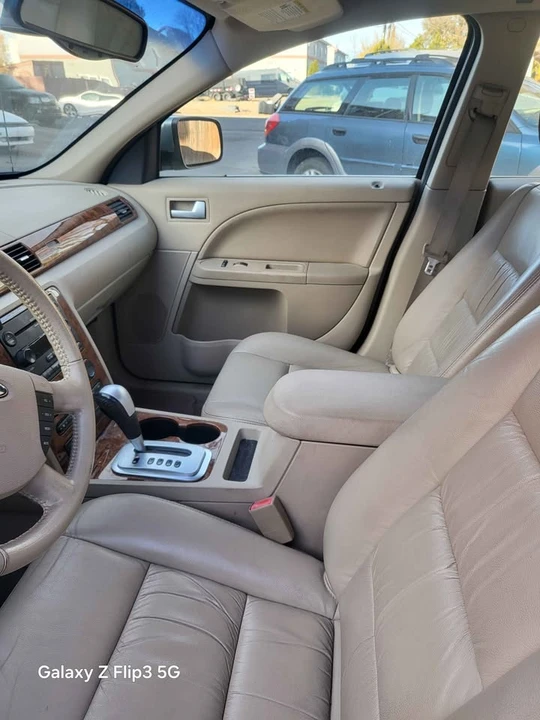 2005 Ford Five Hundred - Image 5 of 7