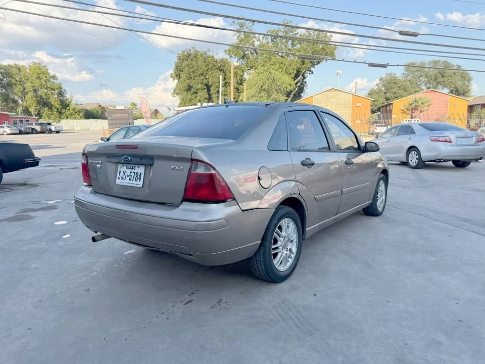 2005 Ford Focus 1st Gen - Image 4 of 5