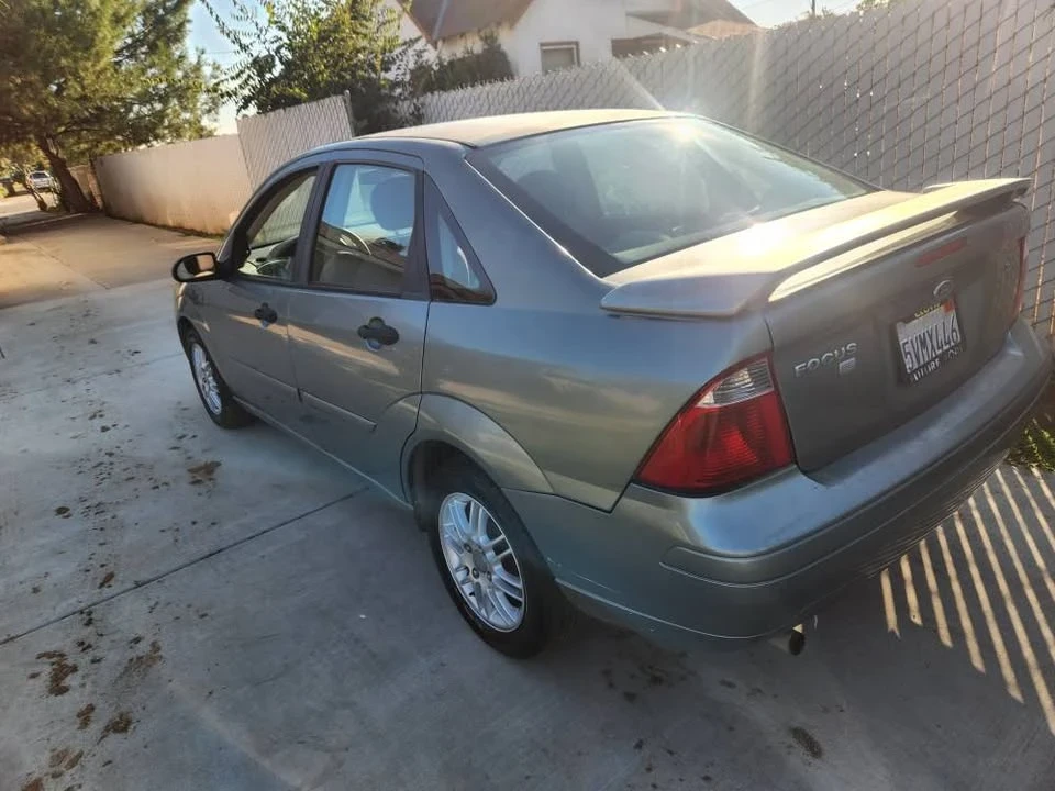 2005 Ford Focus 1st Gen - Image 5 of 7