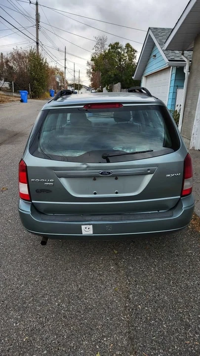 2005 Ford Focus 2nd Gen - Image 3 of 5