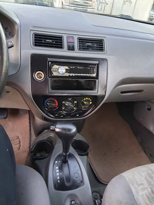 2005 Ford Focus 2nd Gen - Image 8 of 13