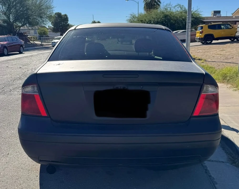2005 Ford Focus 1st Gen - Image 2 of 15