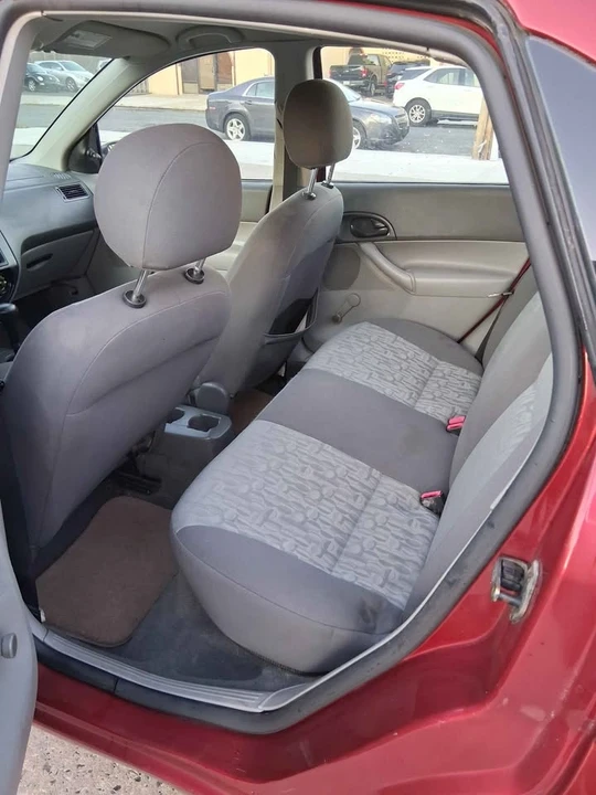 2005 Ford Focus 2nd Gen - Image 11 of 13