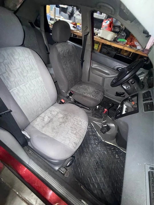 2005 Ford Focus 1st Gen - Image 12 of 15