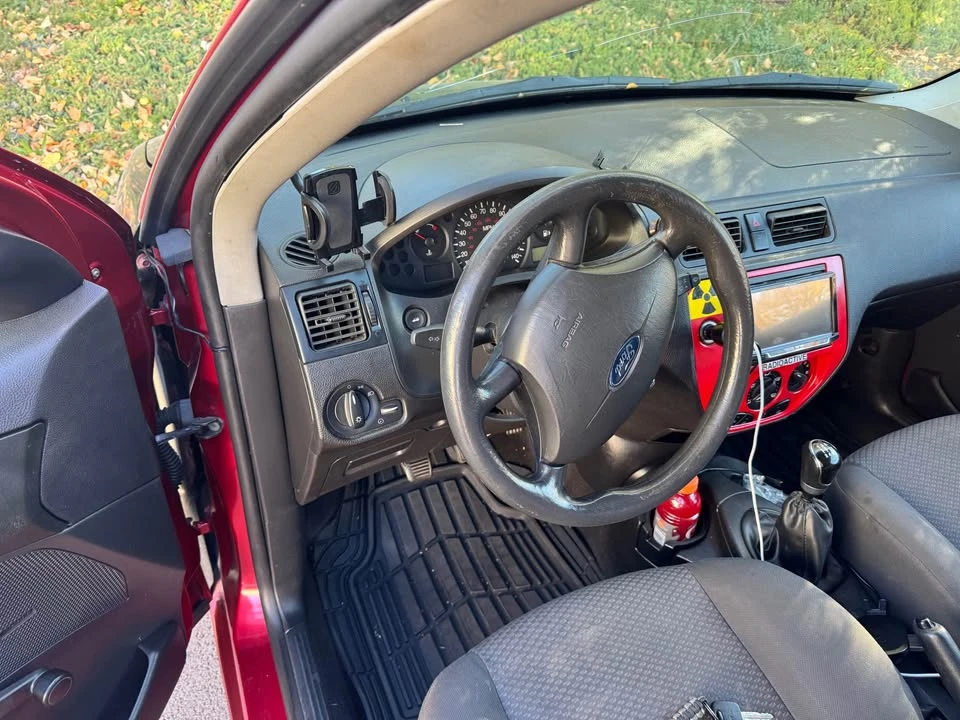 2005 Ford Focus 1st Gen - Image 2 of 6