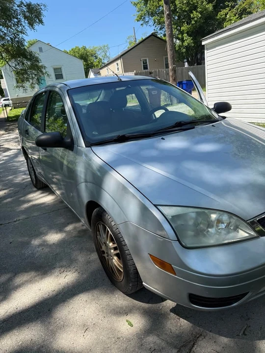 2005 Ford Focus 2nd Gen - Image 5 of 6