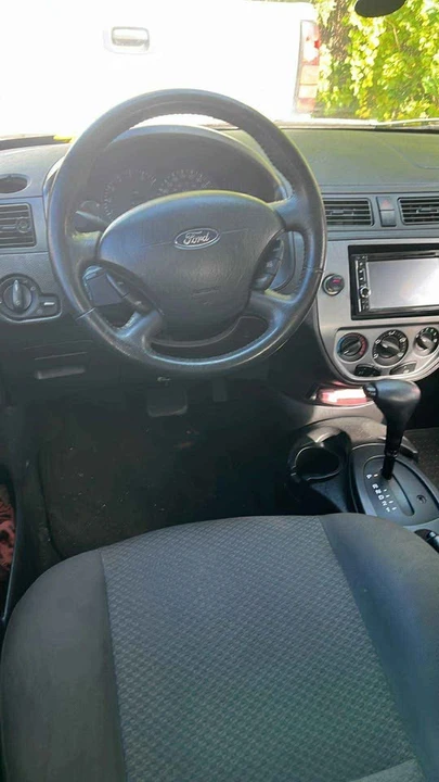 2005 Ford Focus 1st Gen - Image 3 of 3