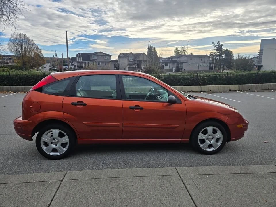 2005 Ford Focus 1st Gen - Image 7 of 16