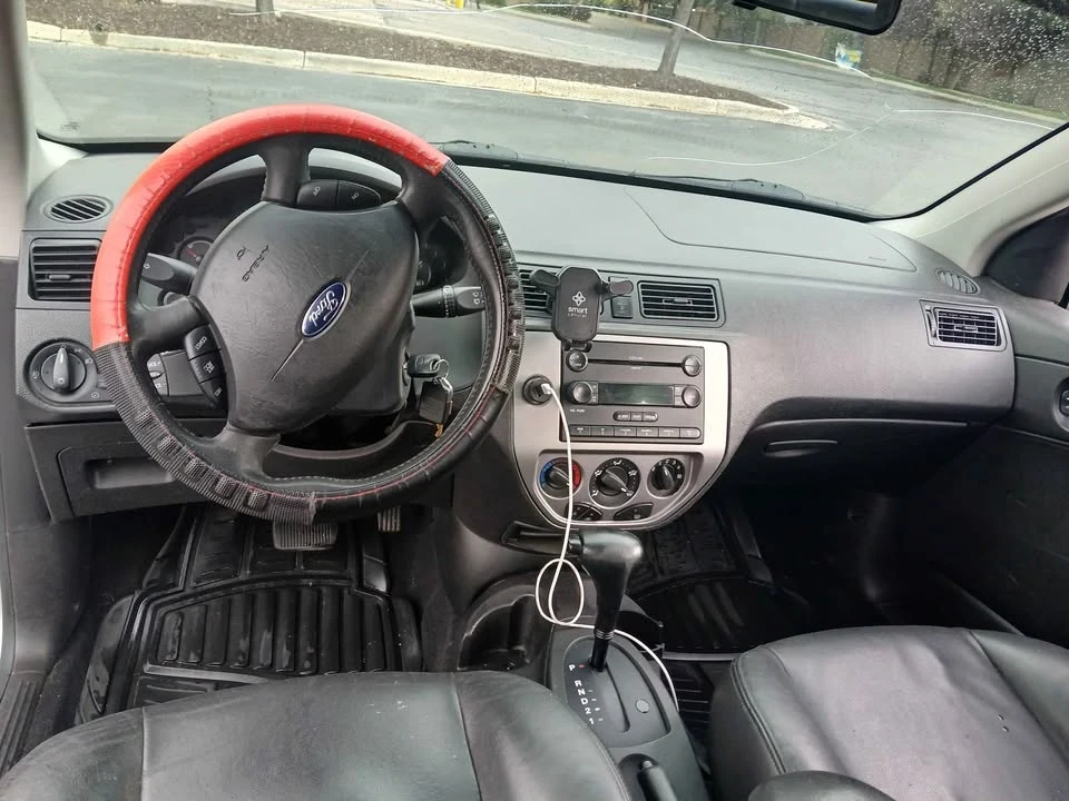 2005 Ford Focus 2nd Gen - Image 7 of 8
