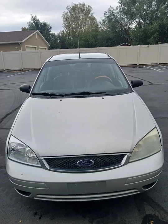 2005 Ford Focus 2nd Gen - Image 3 of 8