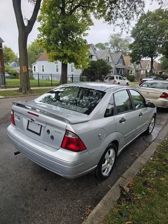 2005 Ford Focus 2nd Gen - Image 3 of 5