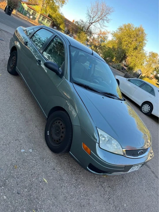 2005 Ford Focus 2nd Gen - Image 3 of 7