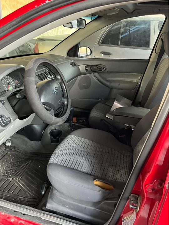 2005 Ford Focus 1st Gen - Image 12 of 13