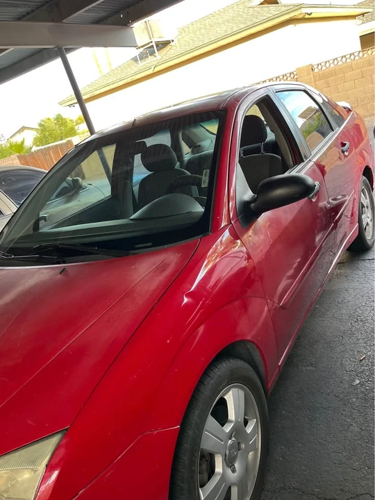 2005 Ford Focus 1st Gen - Image 9 of 13