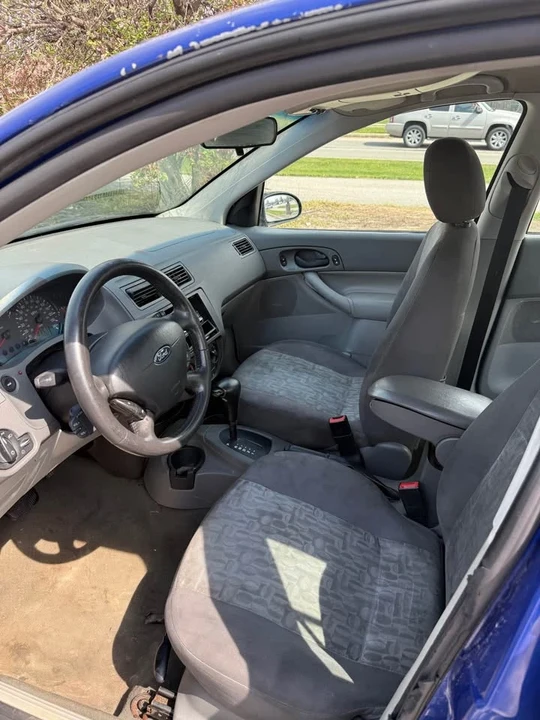2005 Ford Focus 1st Gen - Image 10 of 11