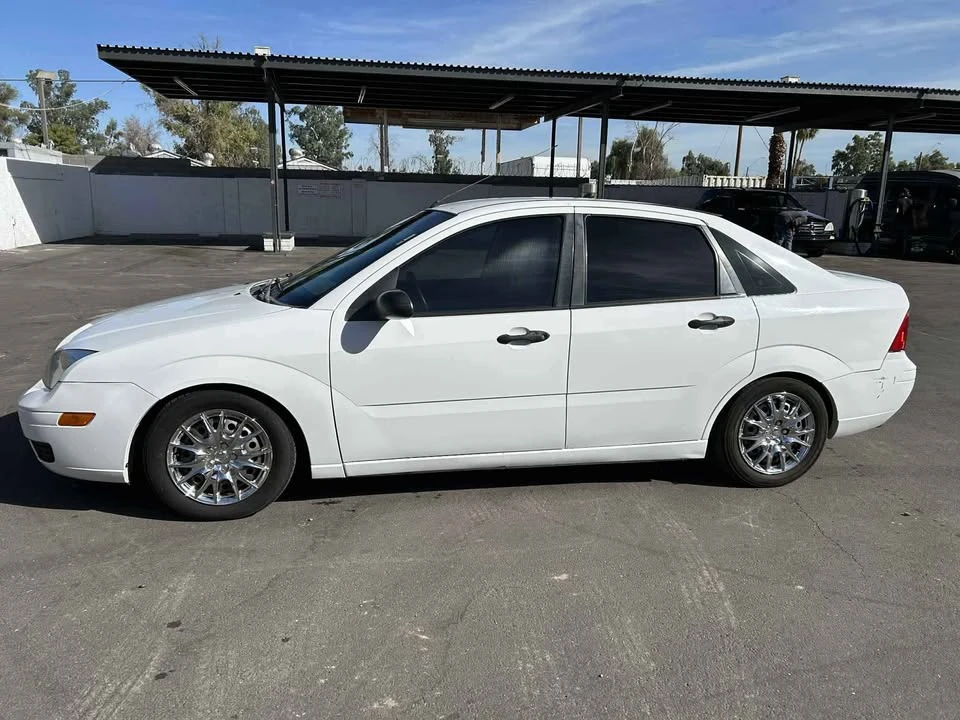 2005 Ford Focus 2nd Gen - Image 3 of 10