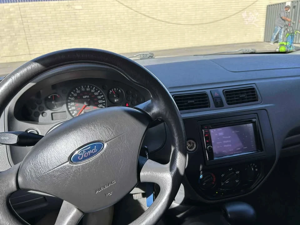 2005 Ford Focus 2nd Gen - Image 8 of 10