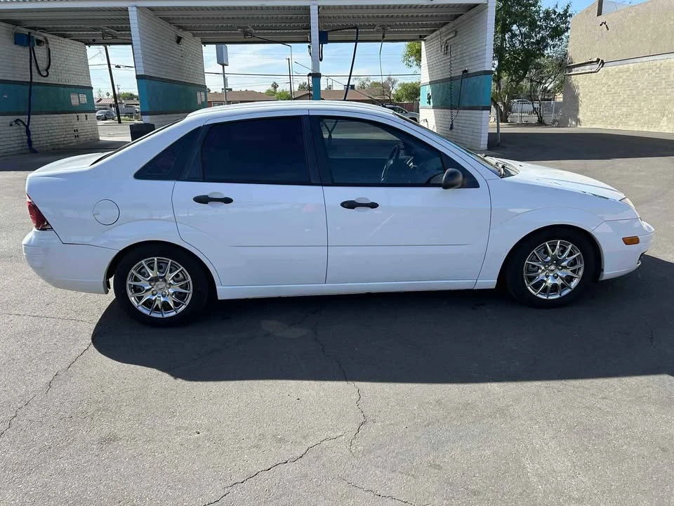 2005 Ford Focus 2nd Gen - Image 4 of 10