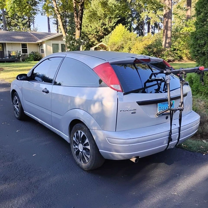 2005 Ford Focus 1st Gen - Image 2 of 4