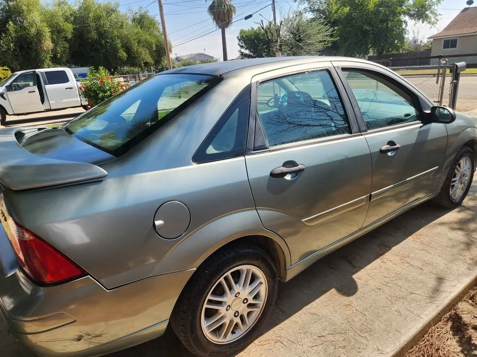 2005 Ford Focus 1st Gen - Image 3 of 7