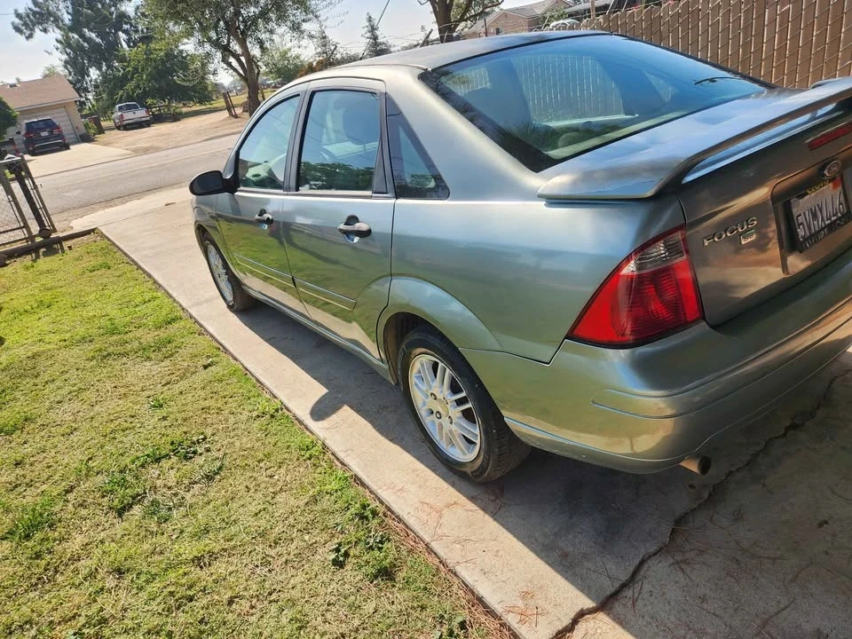 2005 Ford Focus 1st Gen - Image 5 of 7