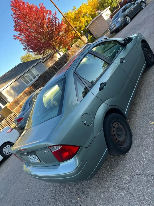 2005 Ford Focus 1st Gen - Image 5 of 7