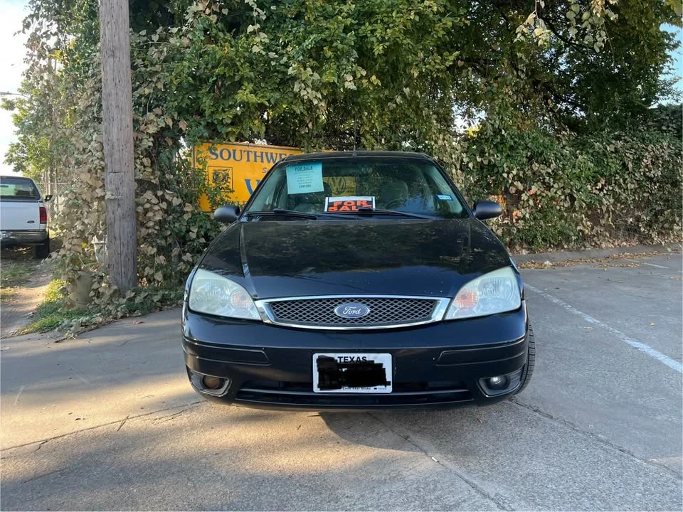 2005 Ford Focus 1st Gen - Image 2 of 10