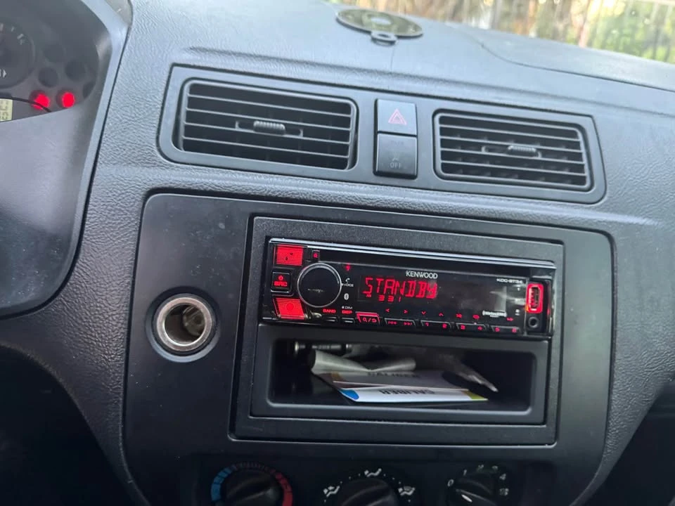 2005 Ford Focus 1st Gen - Image 4 of 10