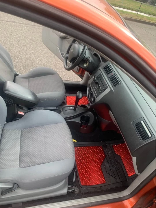 2005 Ford Focus 1st Gen - Image 7 of 7
