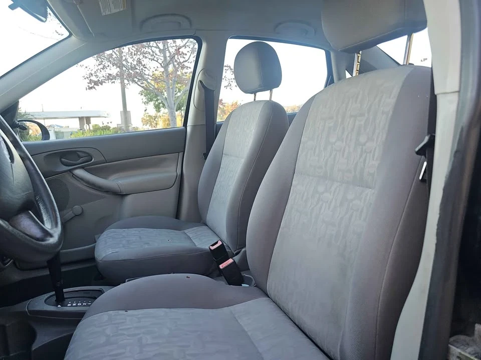 2005 Ford Focus 2nd Gen - Image 5 of 7
