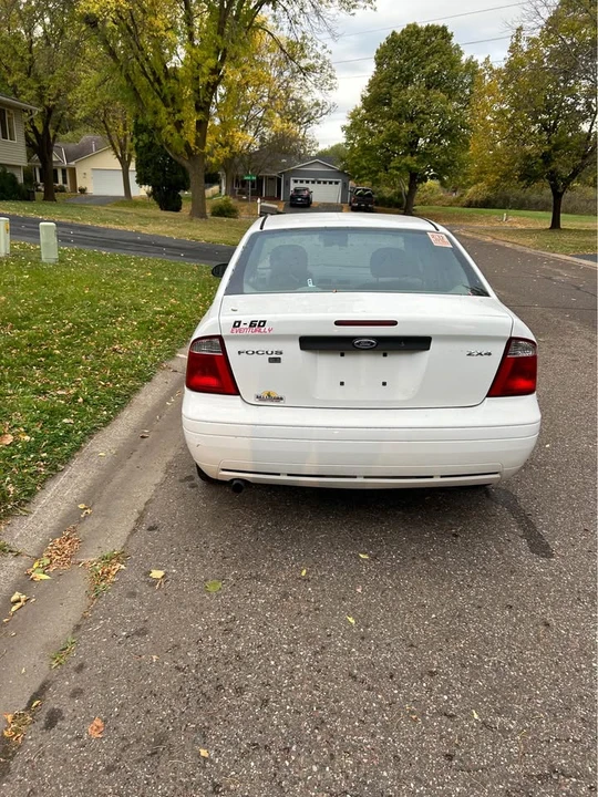 2005 Ford Focus 1st Gen - Image 3 of 3