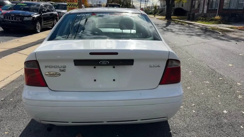 2005 Ford Focus 1st Gen - Image 5 of 14