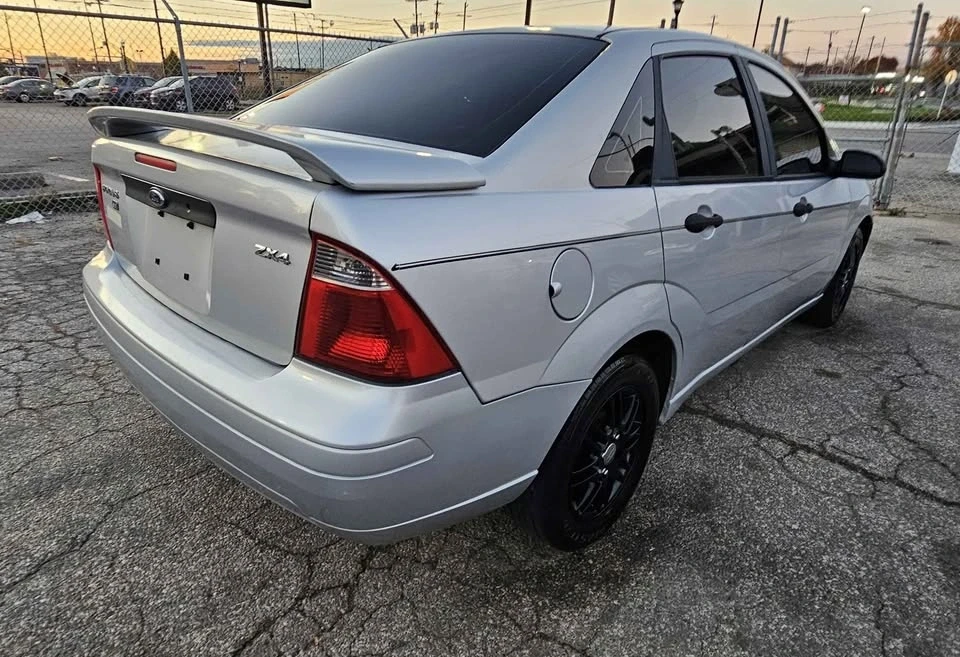2005 Ford Focus 1st Gen - Image 4 of 18