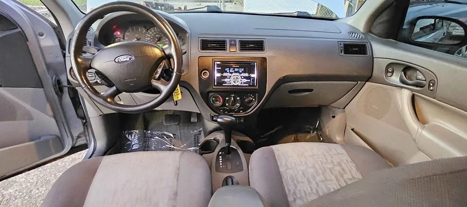 2005 Ford Focus 1st Gen - Image 17 of 18