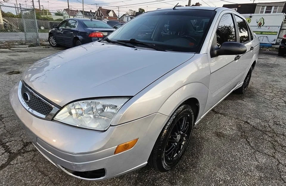 2005 Ford Focus 1st Gen - Image 2 of 18