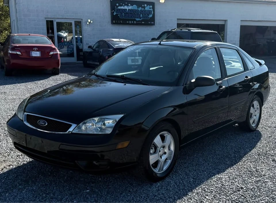 2005 Ford Focus 1st Gen - Image 3 of 13