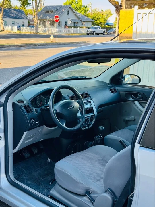 2005 Ford Focus 1st Gen - Image 6 of 9