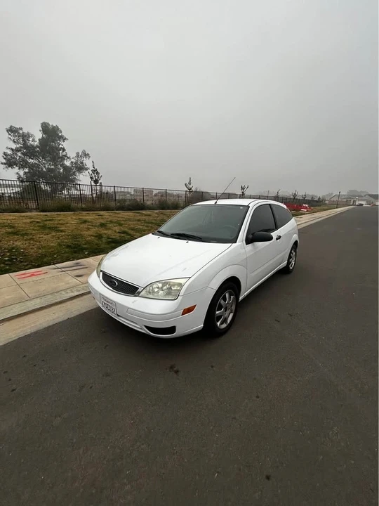 2005 Ford Focus 1st Gen - Image 2 of 6