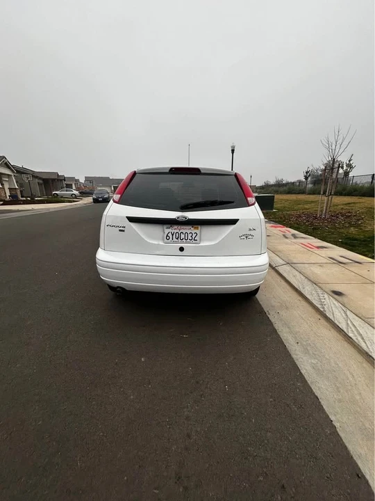 2005 Ford Focus 1st Gen - Image 5 of 6