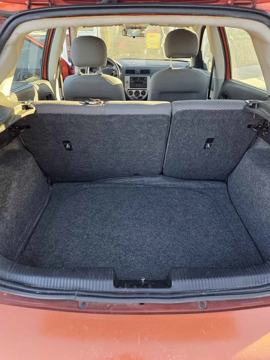 2005 Ford Focus 2nd Gen - Image 11 of 12