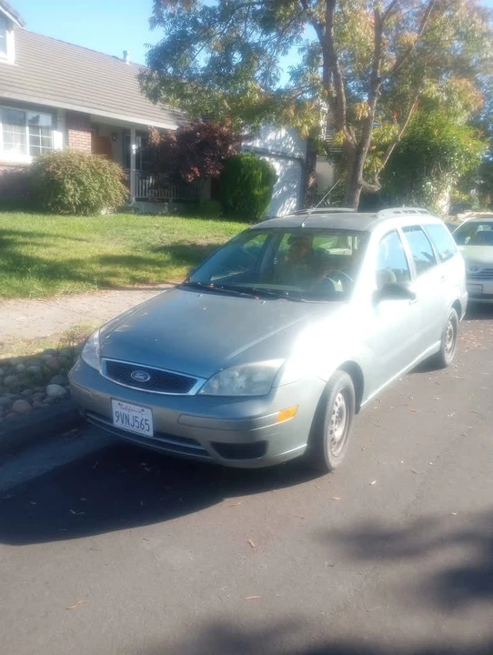 2005 Ford Focus 1st Gen - Image 3 of 8