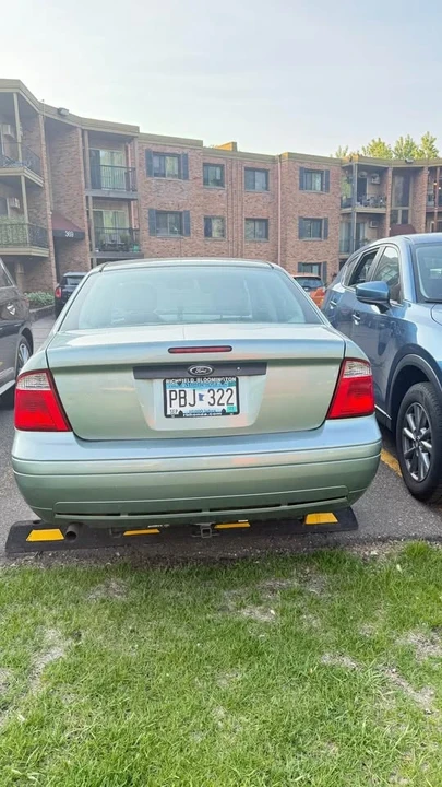 2005 Ford Focus 1st Gen - Image 5 of 5
