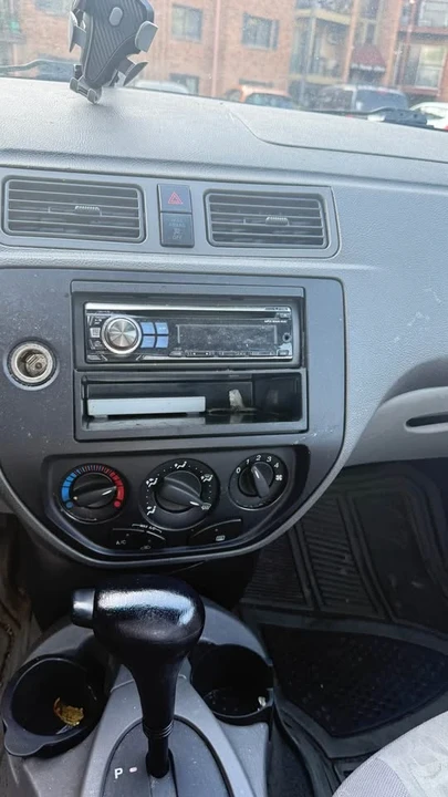 2005 Ford Focus 1st Gen - Image 2 of 5