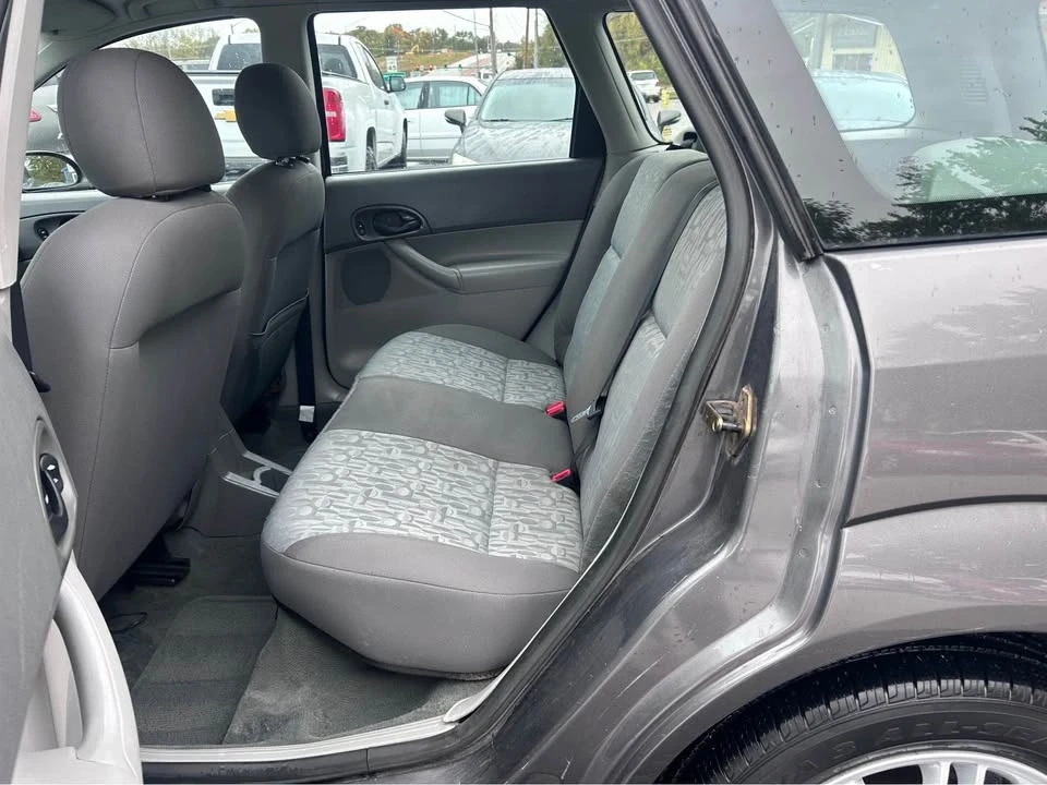 2005 Ford Focus 1st Gen - Image 10 of 20